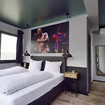 Staytion Urban 3*