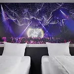 Staytion Urban Отель