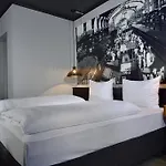Staytion Urban Отель