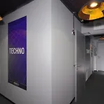 Staytion Urban Отель