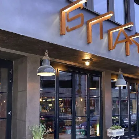 Staytion Urban Отель